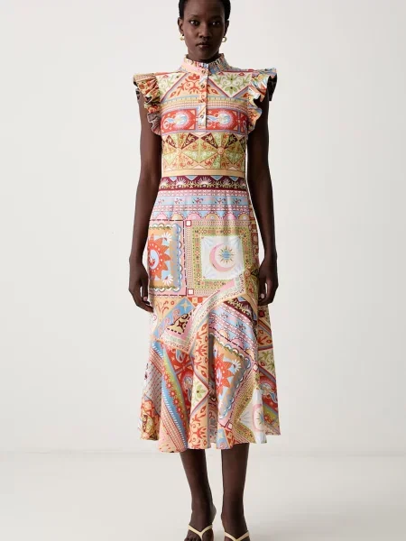 Never Fully Dressed rochie