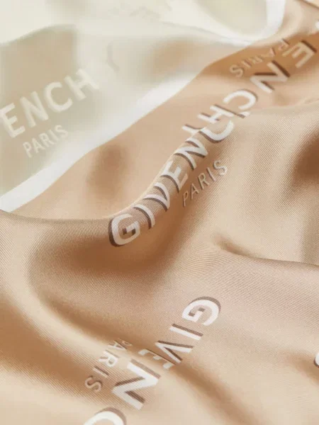 Hedvábný šál Givenchy
