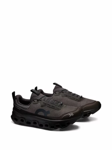 Impermeabil sneakerși On maro