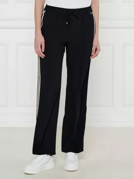 Marc Cain Pantaloni WASHINGTON | flare fit | regular waist negru