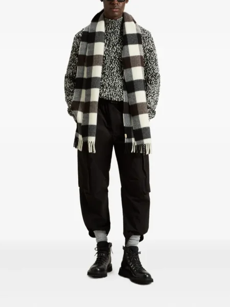 Pulover de lână Woolrich de lână negru