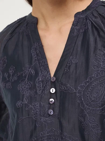 Блузка Medicine