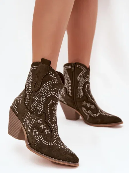 Zateplené kotníkové boty Boto bílé