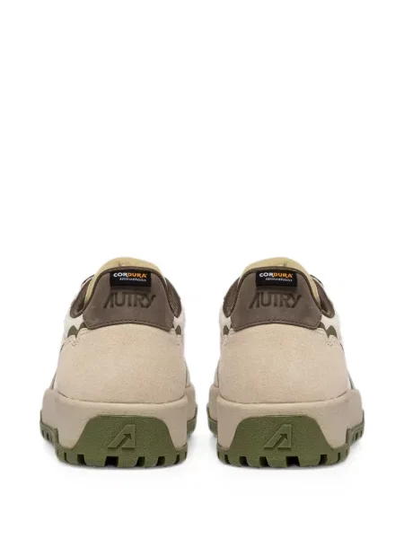 Sneakerși Autry din piele de căprioară