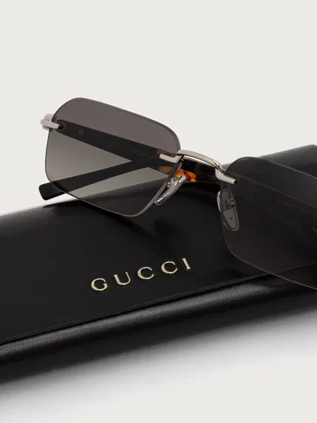 Солнцезащитные очки Gucci