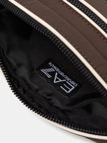 Сумка на Emporio Armani коричневий