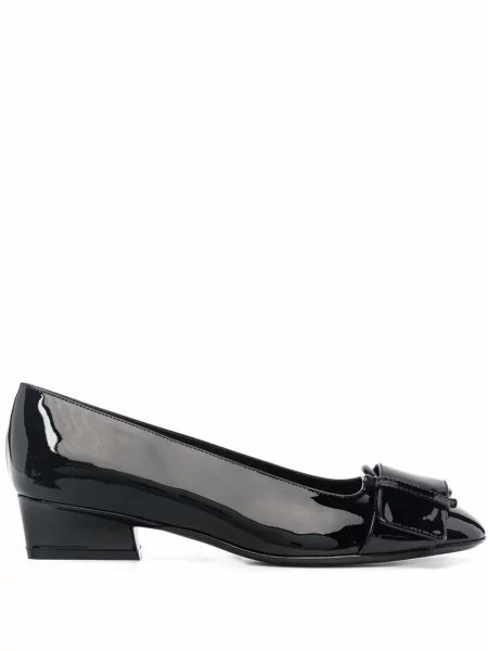 Pantofi cu toc Ferragamo cu cataramă negru