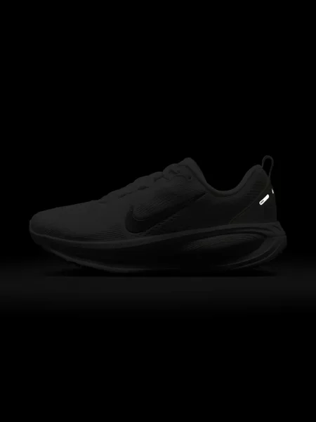 Nike női sportos cipő Vomero 18 fehér