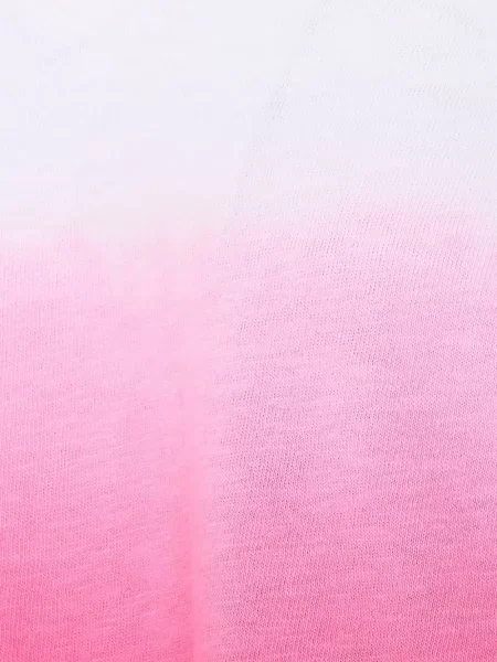Tricou Not Shy cu decolteu în V roz