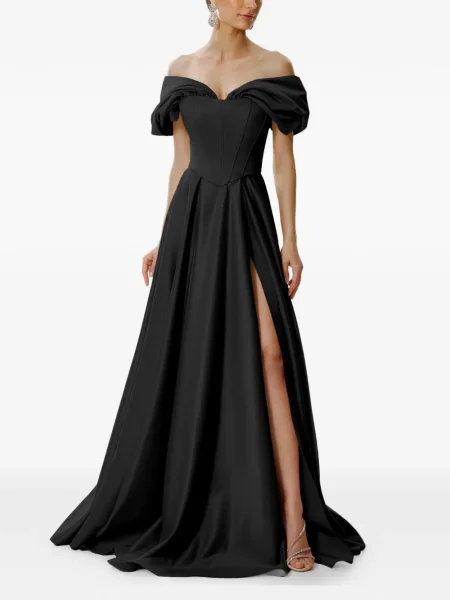 Rochie maxi Framboise cu umerii deschiși de costum negru