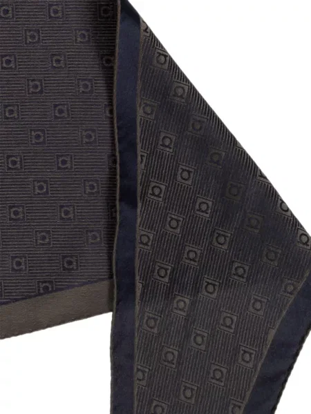 Fular Ferragamo asimetric albastru
