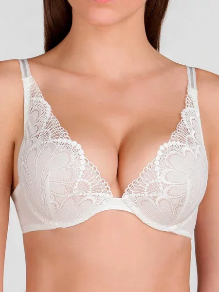 Бюстгальтер пуш-ап с кружевной чашкой чорний