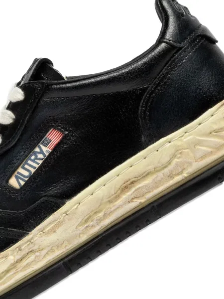 Sneakerși Autry din piele negru
