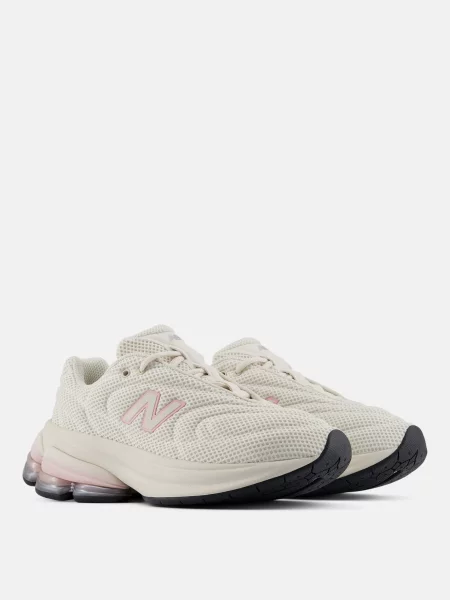 Кросівки New Balance бежеві