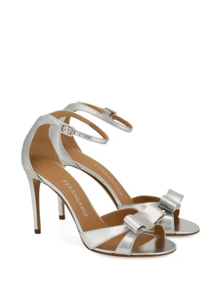 Sandale Ferragamo cu funde