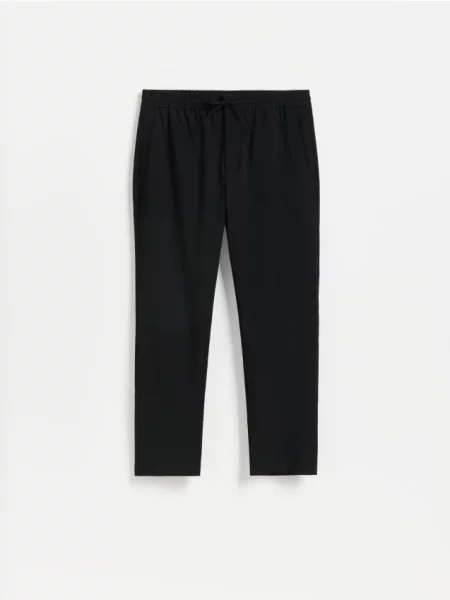 Reserved Pantaloni jogger negru