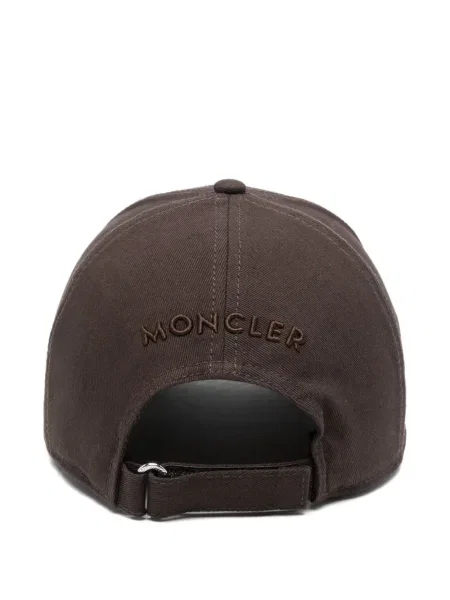 Шапка с козирки Moncler с автограф кафяво