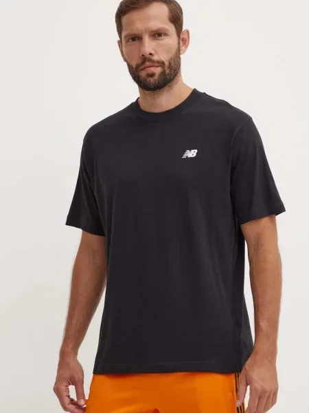 Тениска New Balance Small Logo с апликация черно