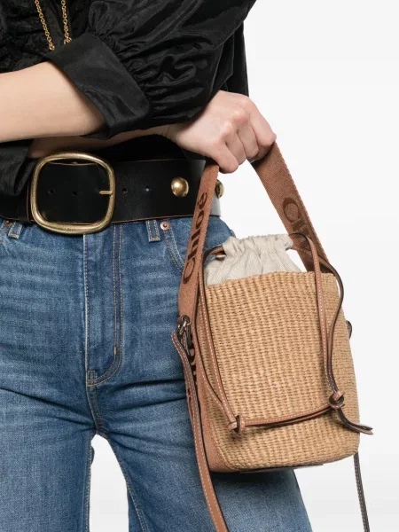 Geantă bucket Chloé Woody mini