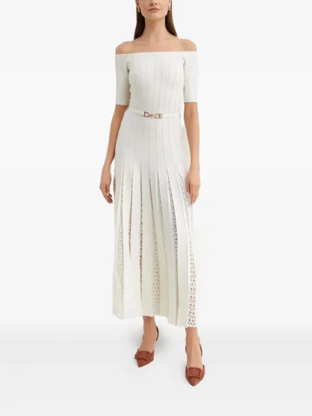 Rochie Gabriela Hearst plisată de costum