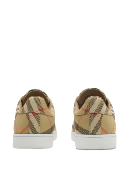 Sneakerși Burberry în carouri