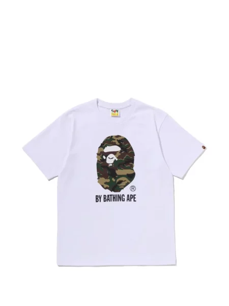 Tricou A Bathing Ape® cu imagine cu model camuflaj alb