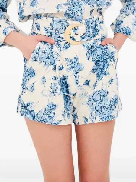 Pantaloni scurți Cara Cara cu model floral cu imagine