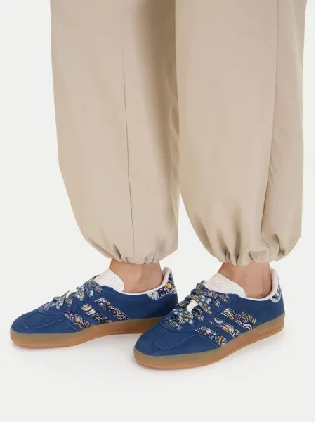 Adidas Сникърси Liberty London Gazelle Indoor Тъмносин
