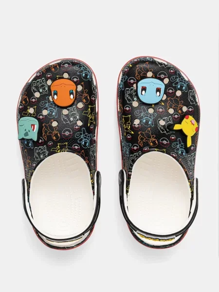 Классические шлепанцы Crocs с принтом