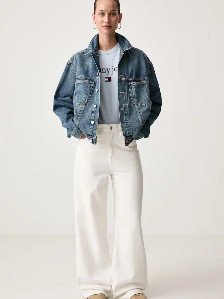 Tommy Jeans pulover z dodatkom volne modra