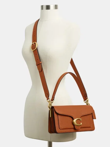 Кожаная сумка через плечо Coach