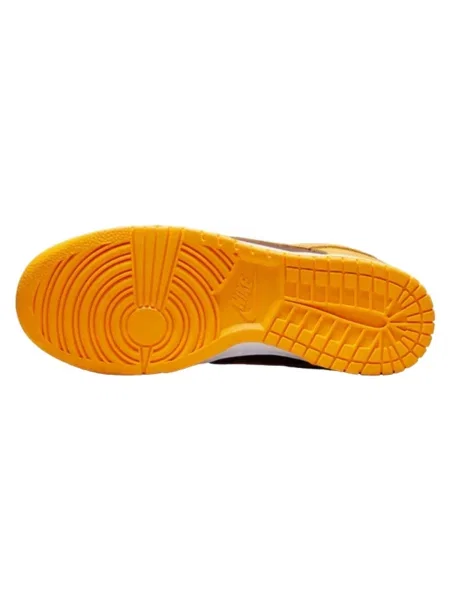 Pantofi Nike portocaliu