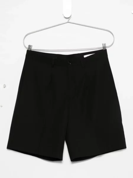 Pantaloni scurți Be Able plisate negru