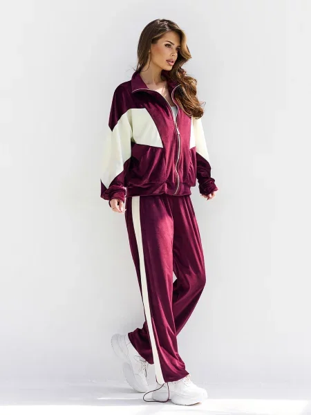Велюровый спортивный костюм Issa Plus