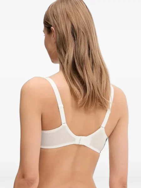 Sutien Chantelle cu broderie plasă alb