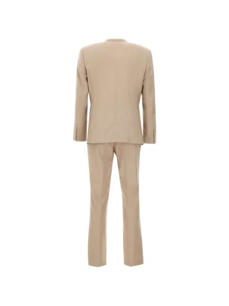 Odgovarati odijelo Boss