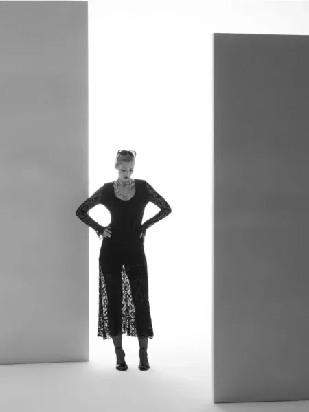 Максі сукня з мереживом та воланами чорний