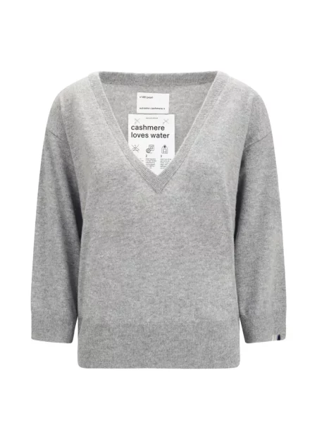 Pulover Extreme Cashmere cu perle din cașmir cu decolteu în V gri
