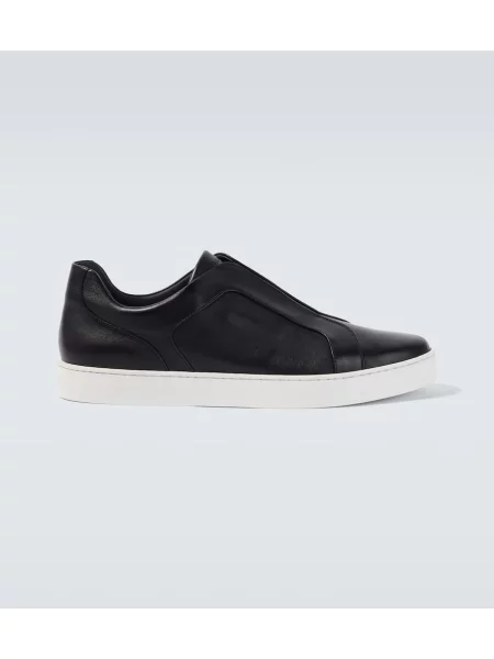 Sneakerși Manolo Blahnik din piele negru