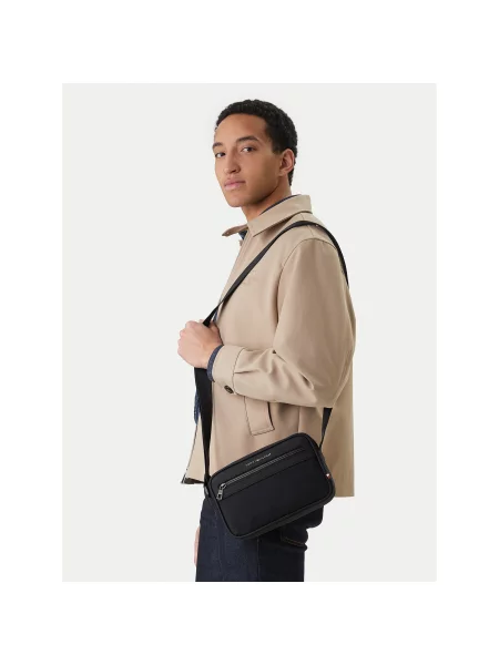 Tommy Hilfiger Torbica za okrog pasu Th Repreve Ew Reporter črna