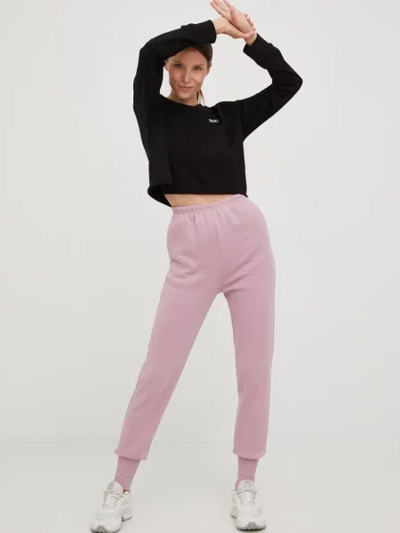 Панталони jogger Reebok Classic розово