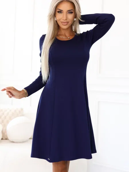 Długa sukienka maxi Numoco z długim rękawem garniturowa niebieska