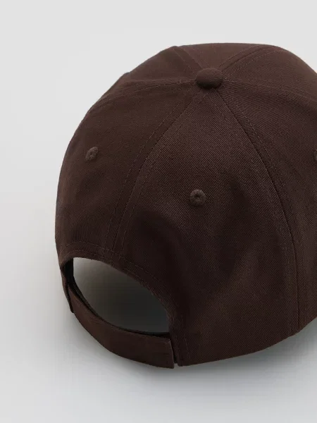 Кепка Reserved коричневая