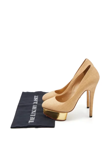 Platform talpú körömcipő Charlotte Olympia