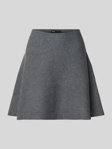 Spódnica mini o rozkloszowanym kroju z efektem prążkowania model ‘COCO’ Only