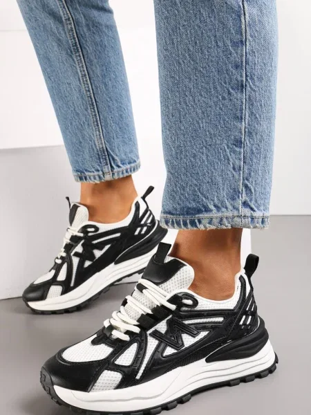 Sneakers pe platformă cu inserții din plasă Epionna negri