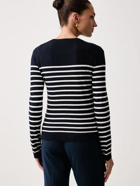 Шелковый свитер Weekend Max Mara
