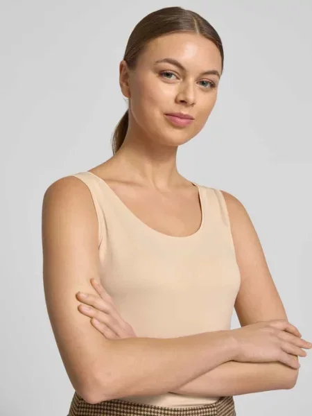 Top Christian Berg Woman
