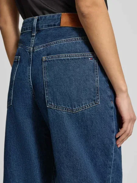 Jeans o kroju barrel fit z czystej bawełny Tommy Hilfiger niebieskie