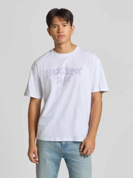 T-shirt o kroju regular fit z nadrukiem Backstreet Boys Mister Tee biała